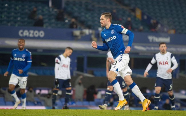 诸如梅西和 诸如梅西和